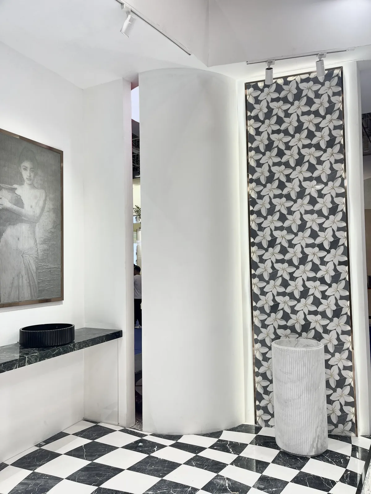 Water-jet Marble Mosaic Tile Flower Pattern Design for Interior Decor
