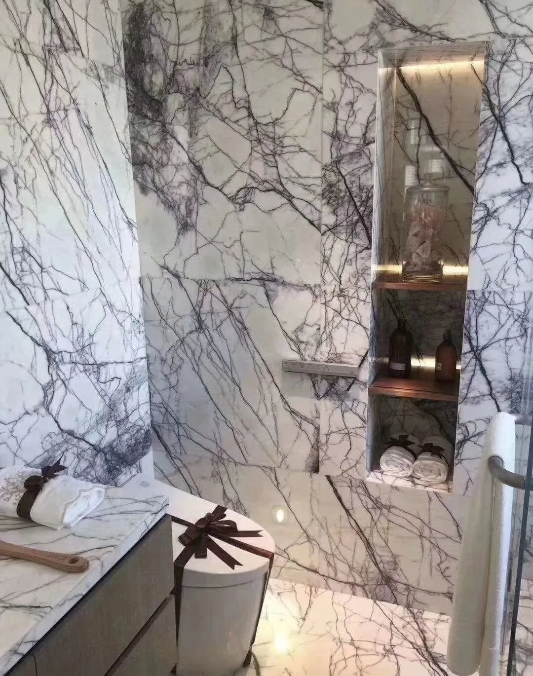Milas Lilac Marble White Marble