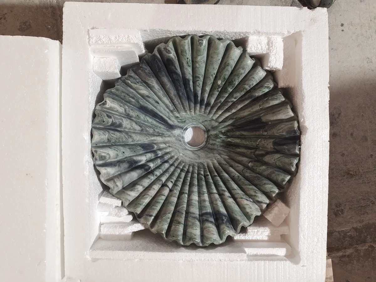 Modern Raggio Verde Marble Wash Basin Bespoke Design for Bathroom Decor