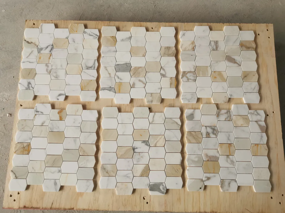 Polished Montage Calacatta Gold Marble Mosaic Tile